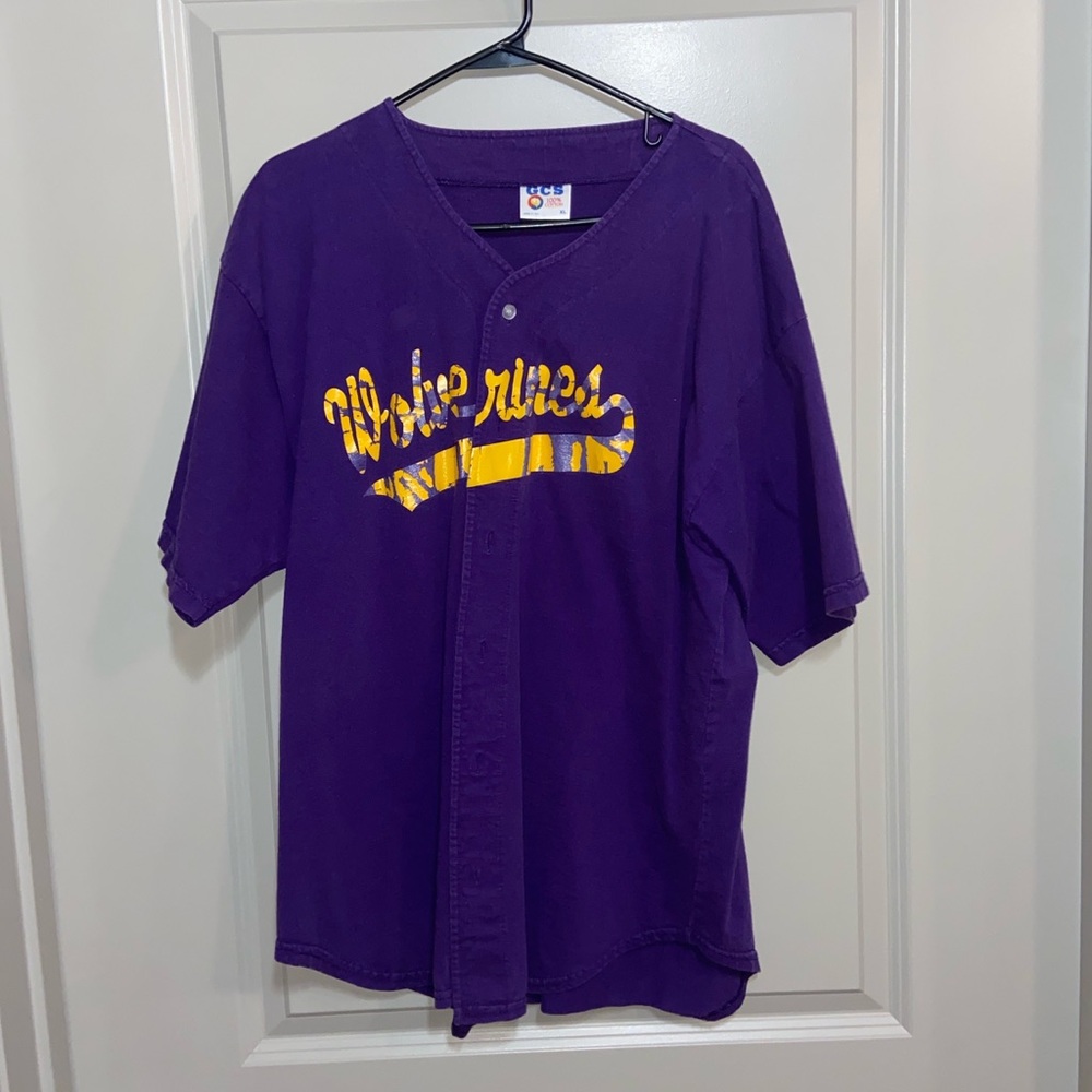 men’s baseball jersey